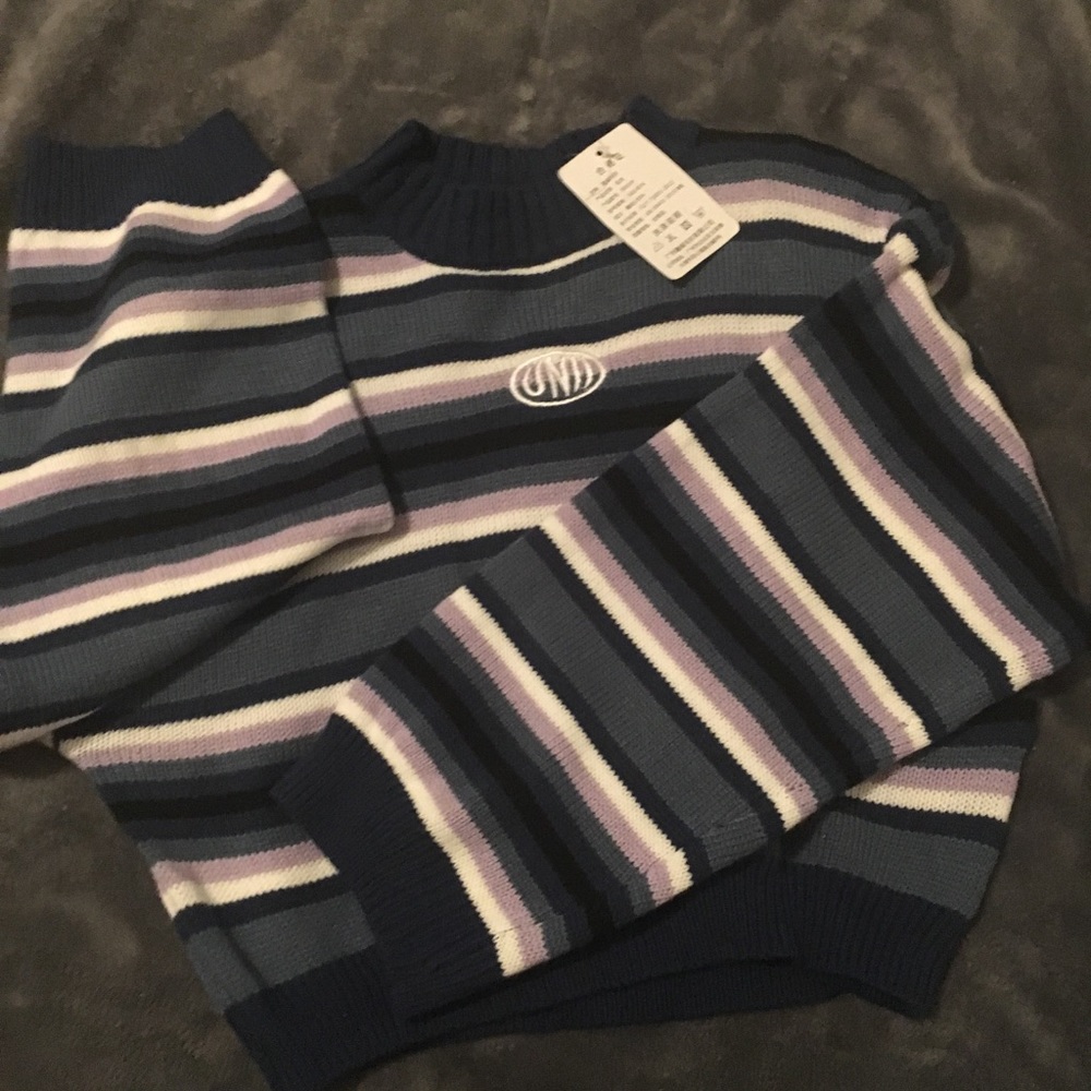 Uni - Oversized Crop Sweater